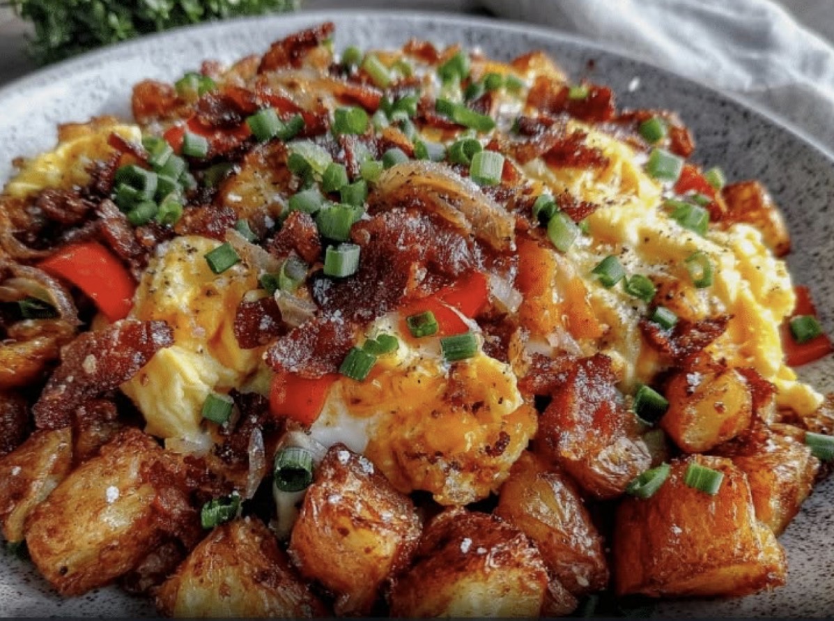 Crispy Loaded Breakfast Potato Hash 